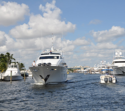 FORT LAUDERDALE BOAT SHOW ENJOYS BIG OPENING DAY