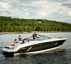 CRUISERS’ 328 SPORT SERIES BOW RIDER CROWNED 2013’s BOAT OF THE YEAR