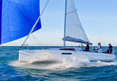 BENETEAU FIRST AND FIRST SE