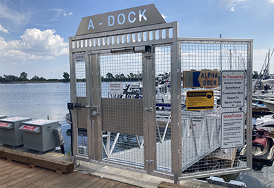 A Dock 400
