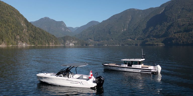 Axopar 22 T-Top and 28 Cabin