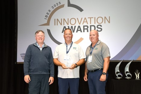 Solid State Marine Receives NMMA Innovation Award at IBEX 2025 for New 36V120ah 6TL Battery